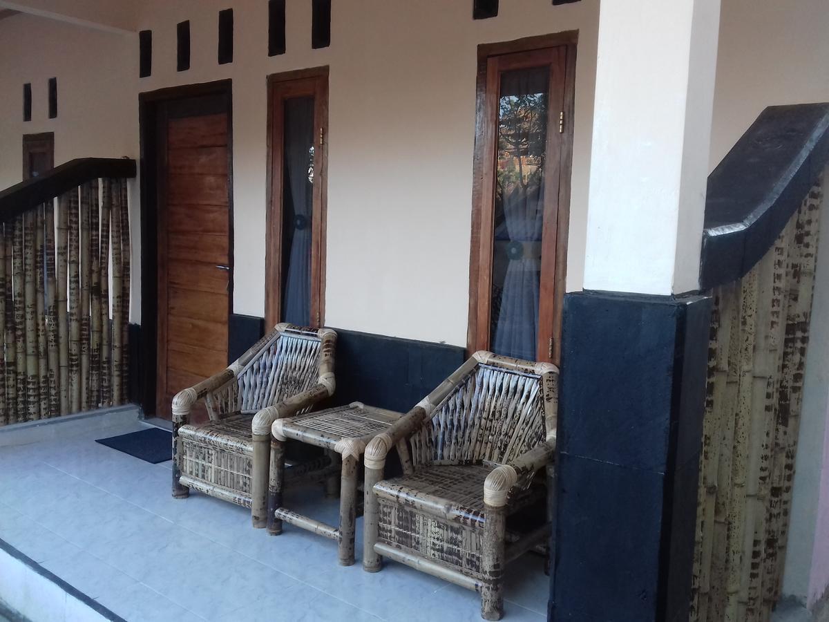 Telage Indah Homestay Kuta  Exterior foto