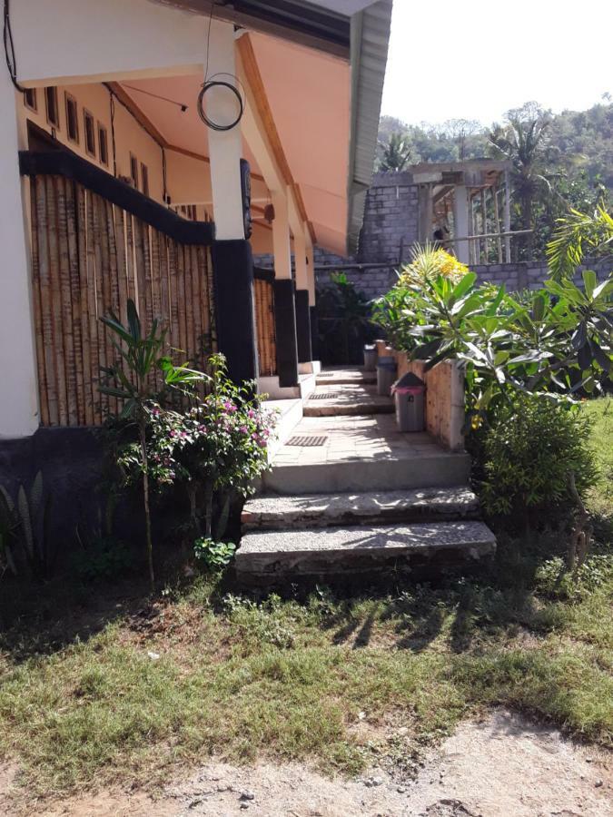 Telage Indah Homestay Kuta  Exterior foto