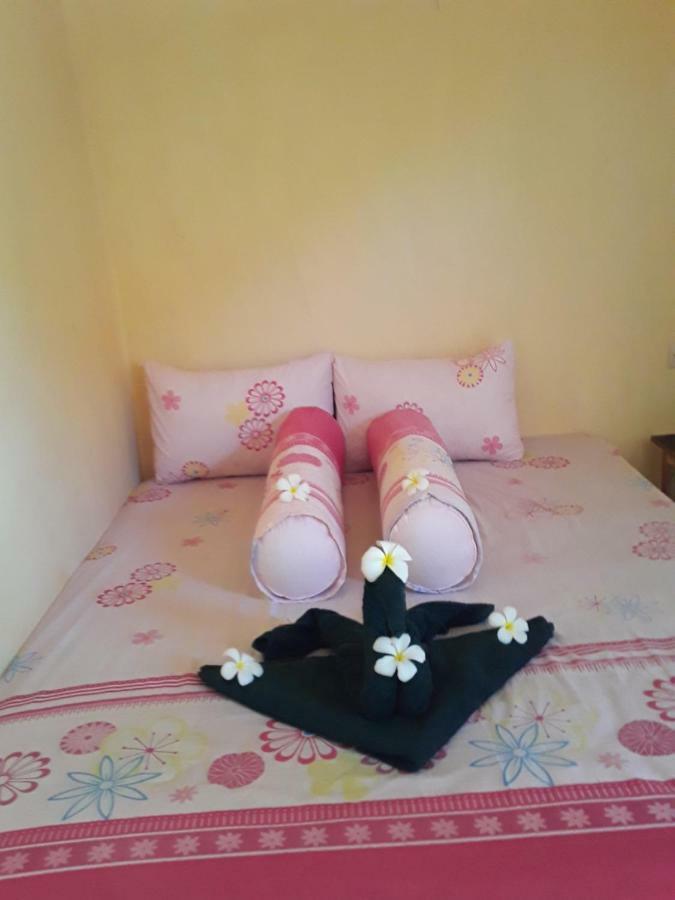 Telage Indah Homestay Kuta  Exterior foto